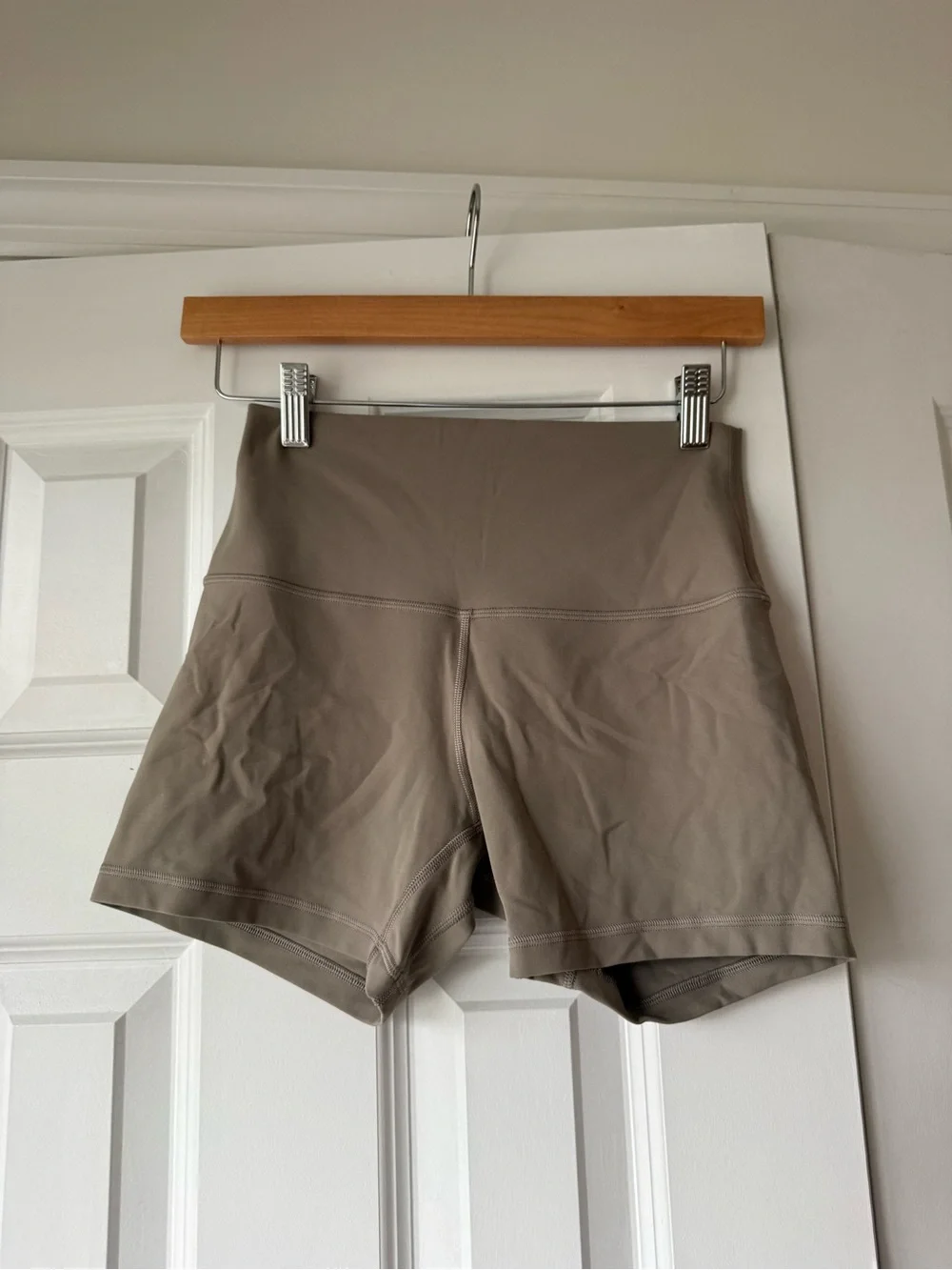 Lululemon Align High Rise Short 4” Warm Ash Grey